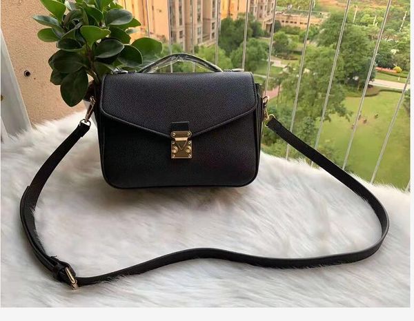 2021 new pu handbag, messenger bag 
2021 new pu handbag, messenger bag