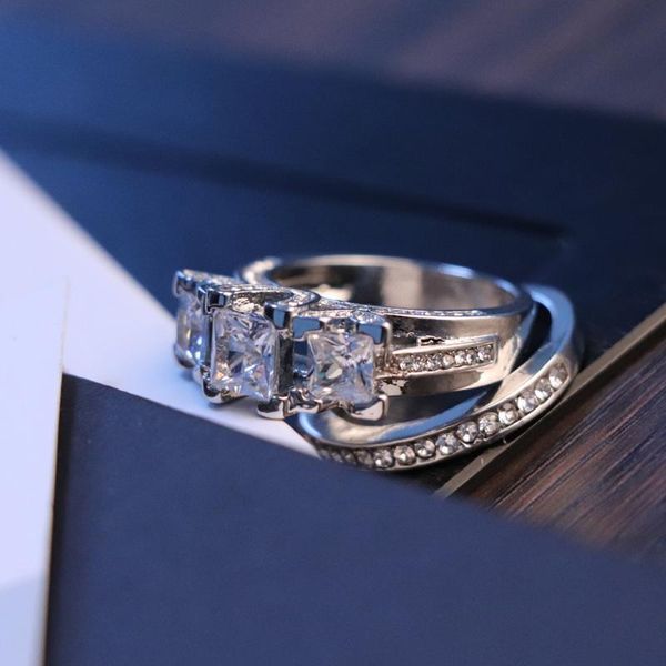 cluster rings 2021 2pcs/set luxury square zircon female women wedding band love ring set color engagement jewelry bague femme, Golden;silver
cluster rings 2021 2pcs/set luxury square zircon female women wedding band love ring set color engagement jewelry bague femme, Golden;silver