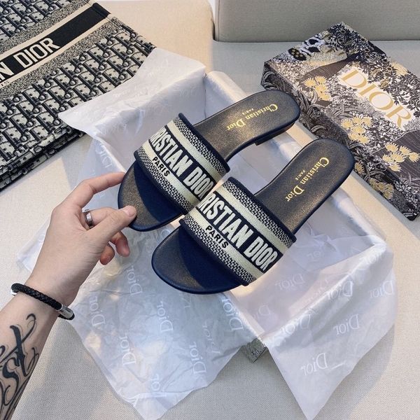 slippers designer luxury new embroidered flat shoes for women in summer 2021 sandalsvrlt zly, Black
slippers designer luxury new embroidered flat shoes for women in summer 2021 sandalsvrlt zly, Black