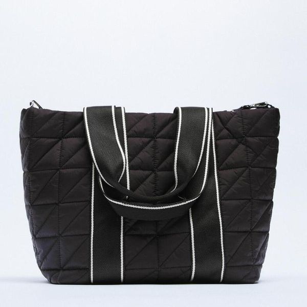 evening bags casual nylon space padded large tote designer brands women handbags quilted letters shoulder crossbody bag 2021 big winter purs
evening bags casual nylon space padded large tote designer brands women handbags quilted letters shoulder crossbody bag 2021 big winter purs