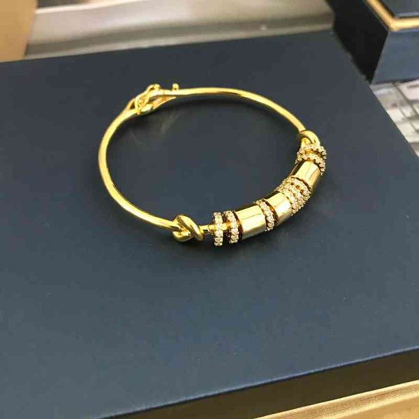 bangle bracelet love transport designer watches women men couple fashion designer watche quality wedding party thanksgiving day, Black
bangle bracelet love transport designer watches women men couple fashion designer watche quality wedding party thanksgiving day, Black