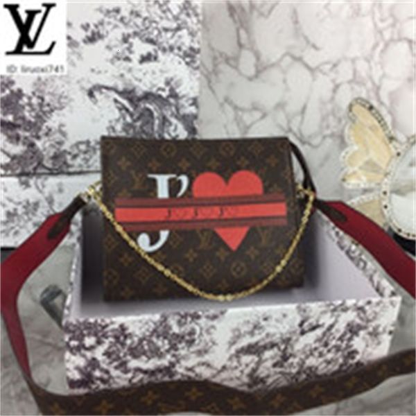 brand designer luxury m67692 presbyopia love silk screen shoulder bag women handbags iconic bags handles shoulder bags totes cross body, Red;black
brand designer luxury m67692 presbyopia love silk screen shoulder bag women handbags iconic bags handles shoulder bags totes cross body, Red;black
