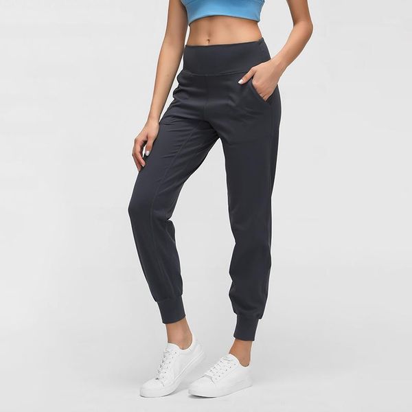 yoga outfit naked-feel fabric loose fit sport workout joggers women butter soft elastic gym with two side pocket
yoga outfit naked-feel fabric loose fit sport workout joggers women butter soft elastic gym with two side pocket