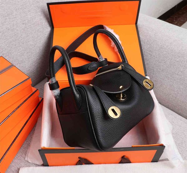 20cm mini women two totes gorgeous soft genuine leather and shoulder bags lady handbag real ps come with dust bag 
20cm mini women two totes gorgeous soft genuine leather and shoulder bags lady handbag real ps come with dust bag