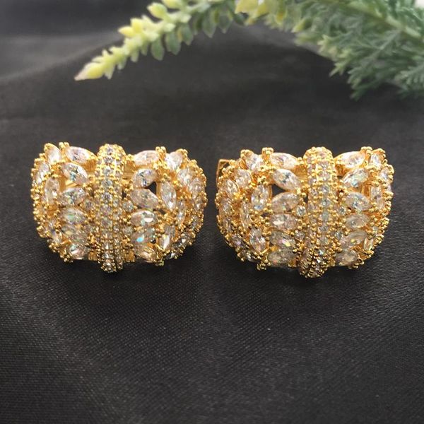 lanyika fashion jewelry decorous and from vulgarity crown earrings full micro inlay plated banquet gift stud, Golden;silver
lanyika fashion jewelry decorous and from vulgarity crown earrings full micro inlay plated banquet gift stud, Golden;silver