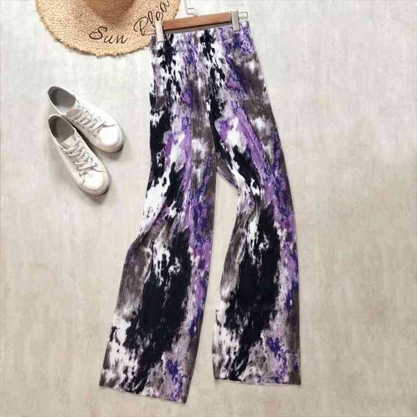 women summer pleated wide leg pants loose casual style tie paisley ink painting high waist long trousers graphic print pants, Black;white
women summer pleated wide leg pants loose casual style tie paisley ink painting high waist long trousers graphic print pants, Black;white