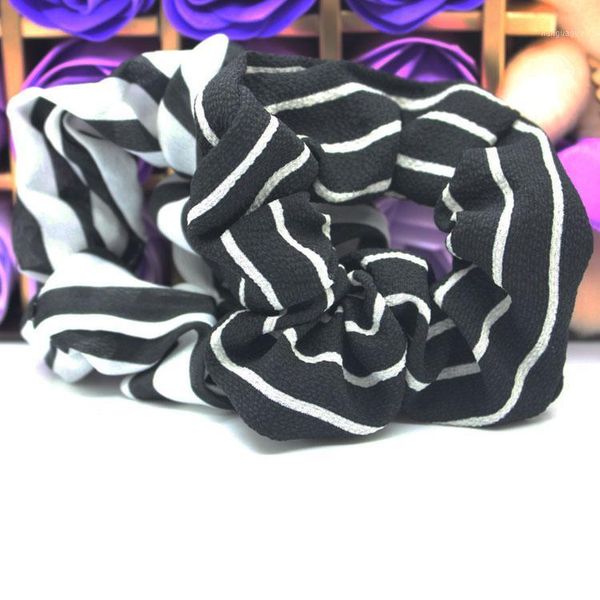 sale 2pcs/lot girl's classic black and white stripes scrunchie elastic hair bands women's rope ponytail holder headwear1
sale 2pcs/lot girl's classic black and white stripes scrunchie elastic hair bands women's rope ponytail holder headwear1