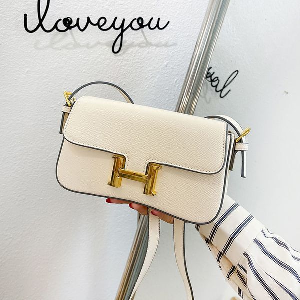 2021 new french palm pattern single shoulder armpit bag h button minority french stick bag high sense messenger kangkang bag
2021 new french palm pattern single shoulder armpit bag h button minority french stick bag high sense messenger kangkang bag