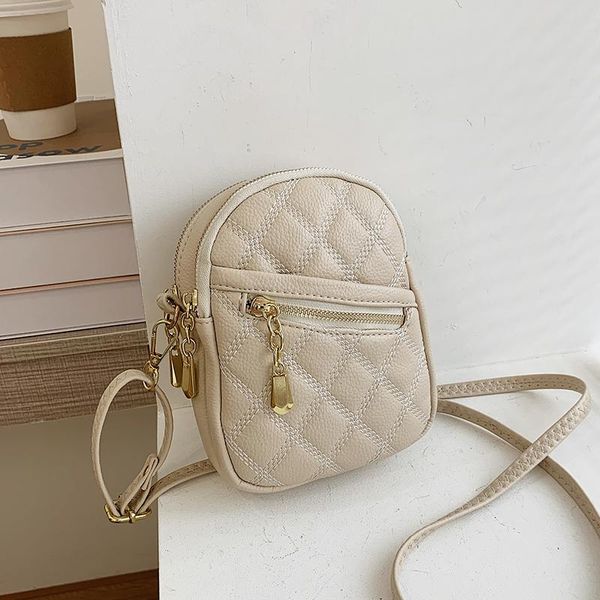 cross body summer texture pu leather all-match shoulder bag 2021 fashion women's designer rhomboid high-quality messenger
cross body summer texture pu leather all-match shoulder bag 2021 fashion women's designer rhomboid high-quality messenger