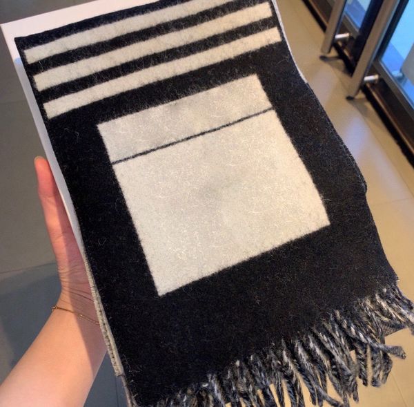 fashion scarf winter cashmere scarves letter design pashmina for man women neck 2 color height quality20cm-230cm with box, Blue;gray
fashion scarf winter cashmere scarves letter design pashmina for man women neck 2 color height quality20cm-230cm with box, Blue;gray