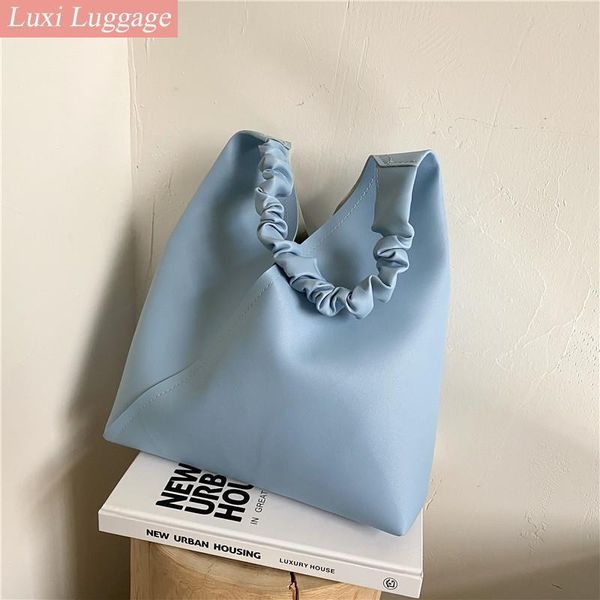 evening bags soft leather female hobo bag designer pleated cloud armpit casual tote handbag women simple solid color shoulder
evening bags soft leather female hobo bag designer pleated cloud armpit casual tote handbag women simple solid color shoulder