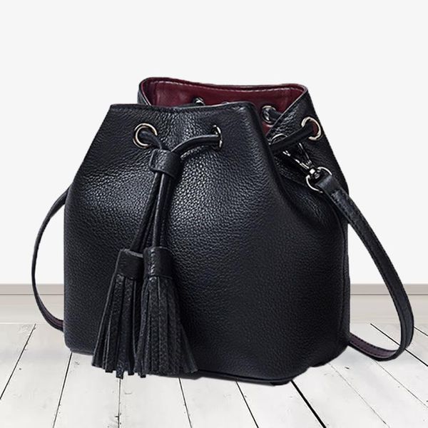 evening bags 2021 genuine leather handbag designers women messenger females bucket bag crossbody shoulder bolsa
evening bags 2021 genuine leather handbag designers women messenger females bucket bag crossbody shoulder bolsa