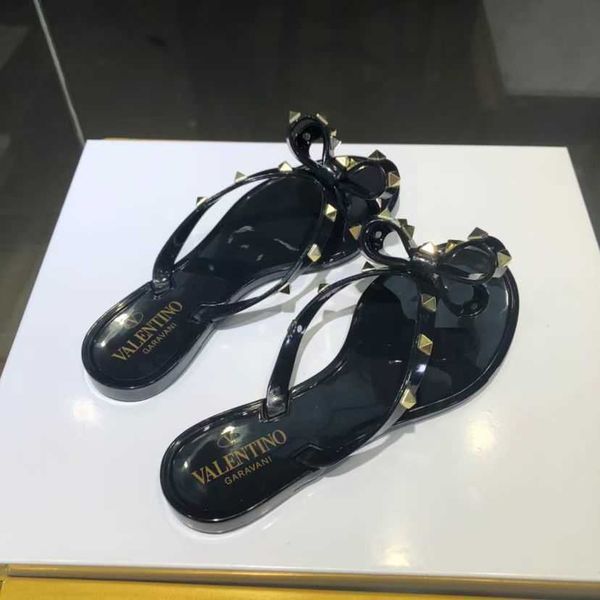 europe station v family rivet flat bottom bow slippers women's 2021 versatile clip foot jelly flip flop zlh, Black
europe station v family rivet flat bottom bow slippers women's 2021 versatile clip foot jelly flip flop zlh, Black