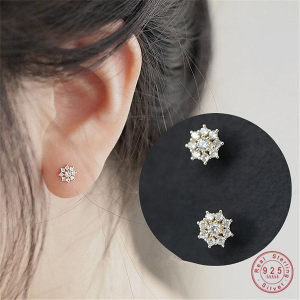 stud 925 sterling silver korean simple pavé crystal snowflake earrings women sweet and romantic 14k gold plating jewelry gift, Golden;silver
stud 925 sterling silver korean simple pavé crystal snowflake earrings women sweet and romantic 14k gold plating jewelry gift, Golden;silver