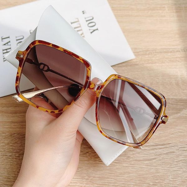 sunglasses 2021 trend square women vintage oversized sun glasses men brand designer fashion outdoor uv400 colored, White;black
sunglasses 2021 trend square women vintage oversized sun glasses men brand designer fashion outdoor uv400 colored, White;black