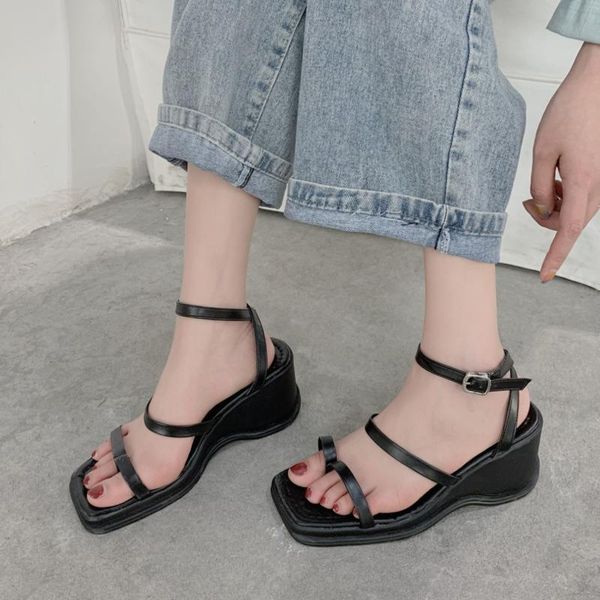 woman buckle strap sandals platform designers fashion elegant brand female women black white casual shoes beach gladiator sandal
woman buckle strap sandals platform designers fashion elegant brand female women black white casual shoes beach gladiator sandal