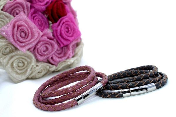 charm bracelets real leather brace lace 3 round ropes 316l stainless steel clasp bangle wristlet personality adornment bracelet about the fi, Golden;silver
charm bracelets real leather brace lace 3 round ropes 316l stainless steel clasp bangle wristlet personality adornment bracelet about the fi, Golden;silver