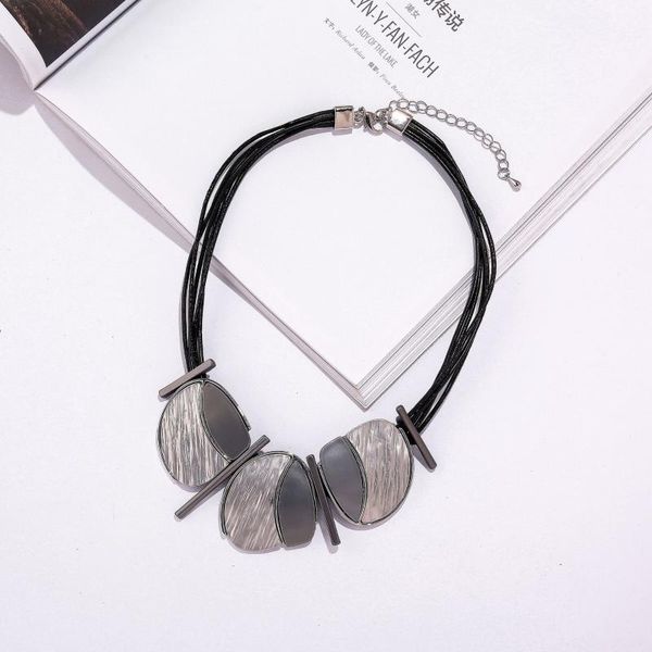 chokers trendy choker necklaces jewelry for women leather rope vintage simple fashion woman accessories christmas gifts, Golden;silver
chokers trendy choker necklaces jewelry for women leather rope vintage simple fashion woman accessories christmas gifts, Golden;silver