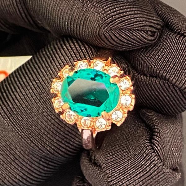 cluster rings fashion princess rose gold color romantic for women green cubic zircon crystal stone jewelry wholesale price bridal gift, Golden;silver
cluster rings fashion princess rose gold color romantic for women green cubic zircon crystal stone jewelry wholesale price bridal gift, Golden;silver