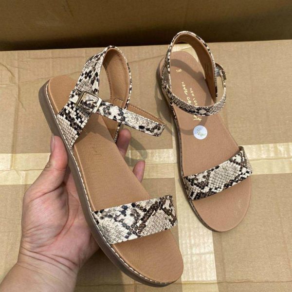 sandals nice summer trend women shoes simple word with open toe flat vogue casual roman female comfort leather size 36-41, Black
sandals nice summer trend women shoes simple word with open toe flat vogue casual roman female comfort leather size 36-41, Black