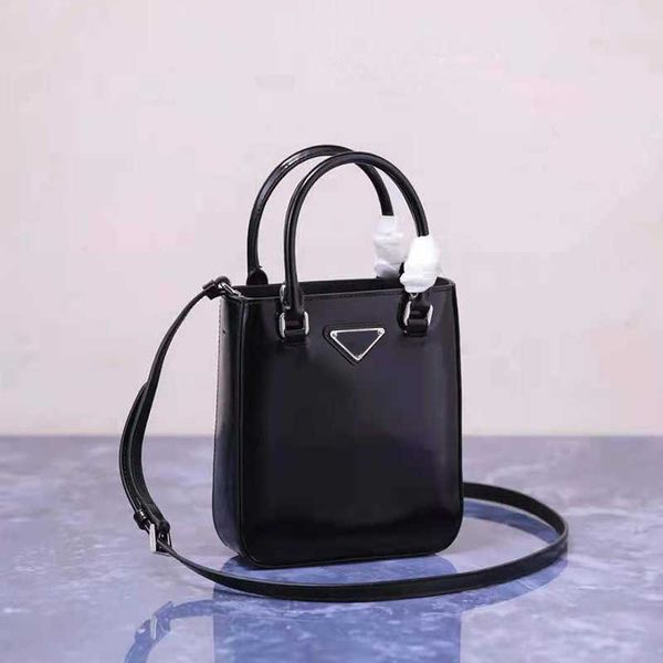 women luxurys designers bags 2021 crossbody bag handbag designer handbags zhouzhoubao123 purse wallet female spring and summer leather squar, Black;red
women luxurys designers bags 2021 crossbody bag handbag designer handbags zhouzhoubao123 purse wallet female spring and summer leather squar, Black;red