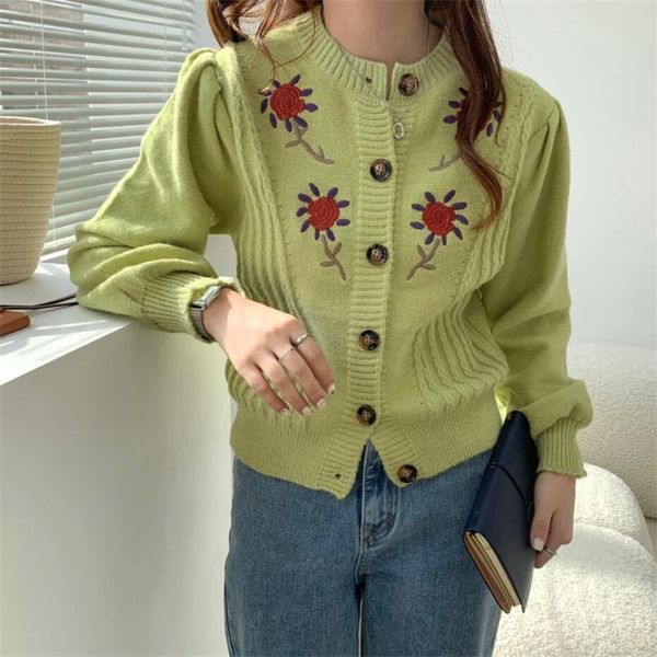 women's knits & tees embroidery flowers knitwear coats women cardigans 2021 warm ol floral stylish loose autumn lady sweaters, White
women's knits & tees embroidery flowers knitwear coats women cardigans 2021 warm ol floral stylish loose autumn lady sweaters, White