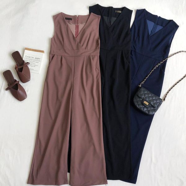 women's jumpsuits & rompers spring/summer 2021 korean of the airy v-neck high-waisted thin straight tube wide-legged womens jumpsuit, Black;white
women's jumpsuits & rompers spring/summer 2021 korean of the airy v-neck high-waisted thin straight tube wide-legged womens jumpsuit, Black;white