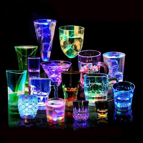 party decoration luminous mug led colorful beer mug, water induction pineapple bar dragon cheer supplies
party decoration luminous mug led colorful beer mug, water induction pineapple bar dragon cheer supplies