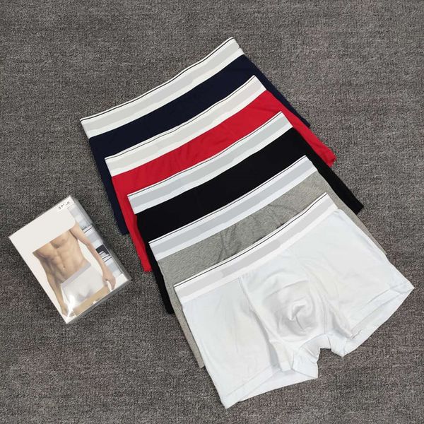 2021 6 colors classic fashion men trend underpants man luxury designer brands high-quality casual sports cotton boxer shorts underwear, Black;white
2021 6 colors classic fashion men trend underpants man luxury designer brands high-quality casual sports cotton boxer shorts underwear, Black;white