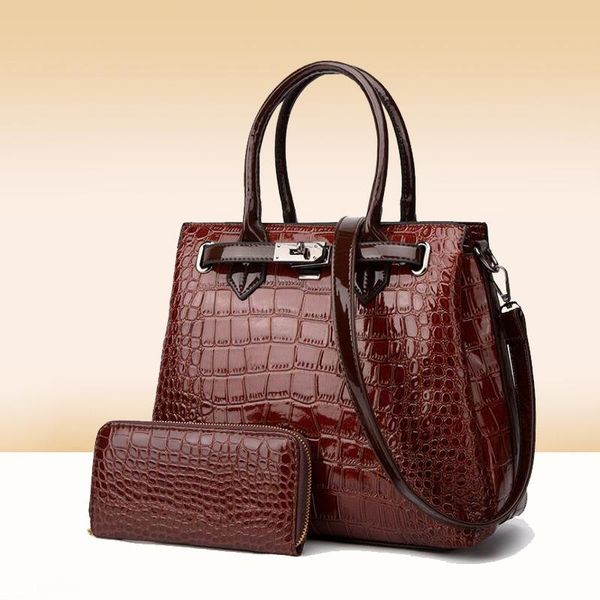 evening bags 2piecesof leatheralligator leather women's bag lady one-shoulder casual handbag sloping bagset.
evening bags 2piecesof leatheralligator leather women's bag lady one-shoulder casual handbag sloping bagset.