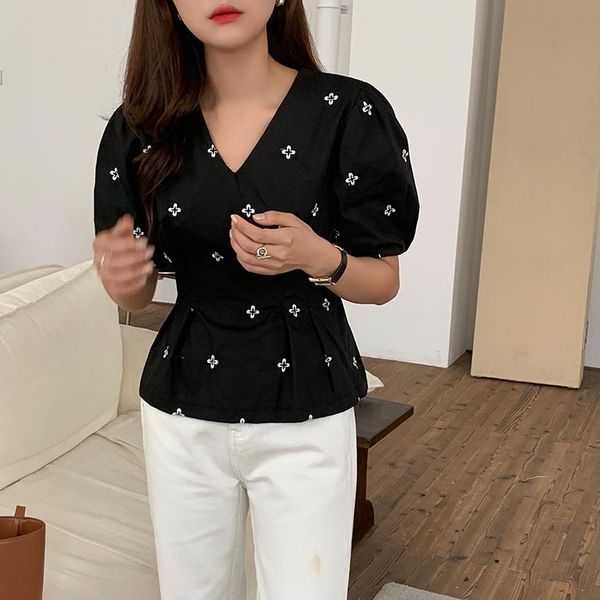 women's blouses & shirts summer retro 2021 loose vintage embroidered chic puff sleeve sweet elegant female, White
women's blouses & shirts summer retro 2021 loose vintage embroidered chic puff sleeve sweet elegant female, White