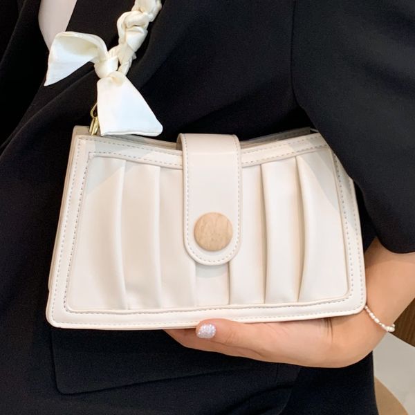 women's pleated crossbody pu leather shoulder solid color trending hand designer messenger bags
women's pleated crossbody pu leather shoulder solid color trending hand designer messenger bags
