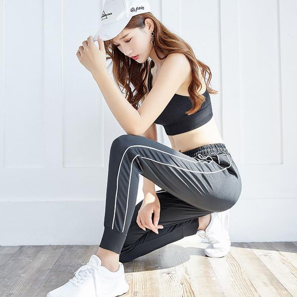 women's pants & capris woman loose closing lady long trousers fast dry training running fitness harness foot style, Black;white
women's pants & capris woman loose closing lady long trousers fast dry training running fitness harness foot style, Black;white
