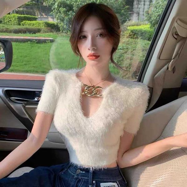 white fuzzy sweater for ladies short slim v-neck sleeve t-shirt chain hollow shirt black commuting 210604
white fuzzy sweater for ladies short slim v-neck sleeve t-shirt chain hollow shirt black commuting 210604