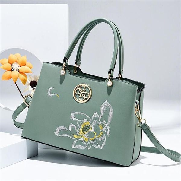 evening bags 2021 embroidered women leather handbags leaves messenger shoulder for sac a main hand bag female
evening bags 2021 embroidered women leather handbags leaves messenger shoulder for sac a main hand bag female