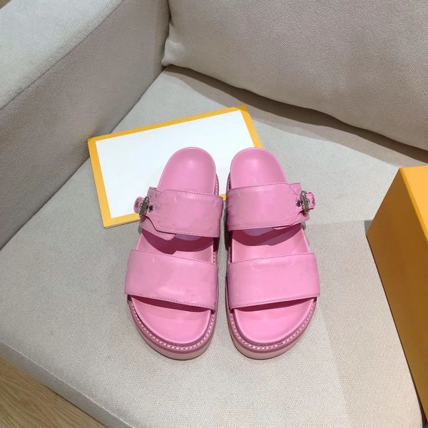 2021 brand luxurys designer woman sandals embossed soft soled flat heel shoes colorful color matching dress handbag fashion street style35-4, Black
2021 brand luxurys designer woman sandals embossed soft soled flat heel shoes colorful color matching dress handbag fashion street style35-4, Black