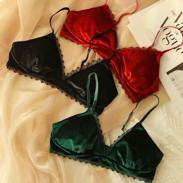 2021velvet lace bra and panty set underwear with removable padded triangle cup wireless lingerie women bralette intimates, Black;white
2021velvet lace bra and panty set underwear with removable padded triangle cup wireless lingerie women bralette intimates, Black;white