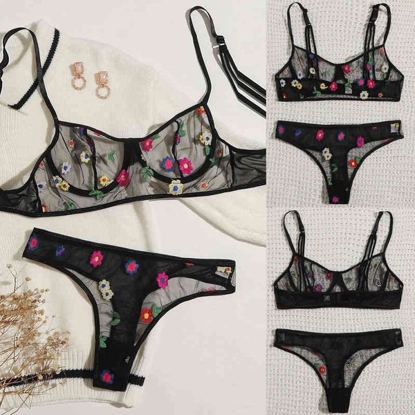 three point black-and-white female mesh perspective embroidery underwear 211203, Black;white
three point black-and-white female mesh perspective embroidery underwear 211203, Black;white