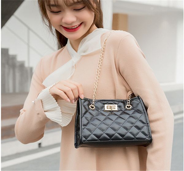 bags Designers Handbag Luxuryshandbags High Quality Ladies Chain Shoulder Patent Leather Diamond Luxurys Evening Cross bodyBag PLKJGC, Sky blue
bags Designers Handbag Luxuryshandbags High Quality Ladies Chain Shoulder Patent Leather Diamond Luxurys Evening Cross bodyBag PLKJGC, Sky blue