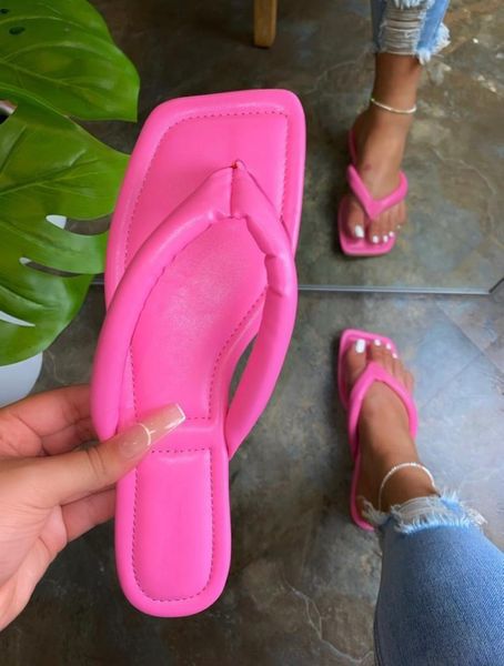 spring/summer 2021 soft bottom leather outdoor leisure non-slip beach slippers fashion wild flip flops durable flat bottom41, Black
spring/summer 2021 soft bottom leather outdoor leisure non-slip beach slippers fashion wild flip flops durable flat bottom41, Black
