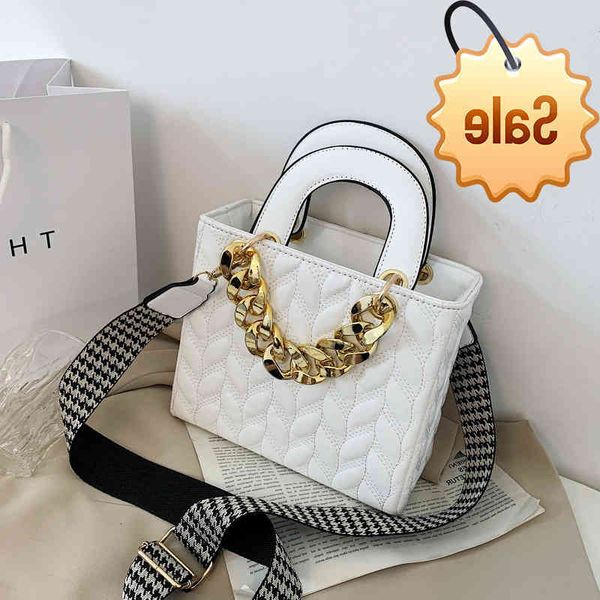 handbag diana 2021 new fashion french minority design small female autumn and winter diagonal cross
handbag diana 2021 new fashion french minority design small female autumn and winter diagonal cross