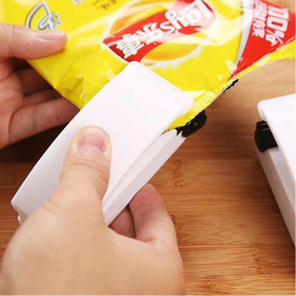 mini portable package handy sealing machines for plastic bags heat vacuum resealer kitchen storage without battery bag clips
mini portable package handy sealing machines for plastic bags heat vacuum resealer kitchen storage without battery bag clips