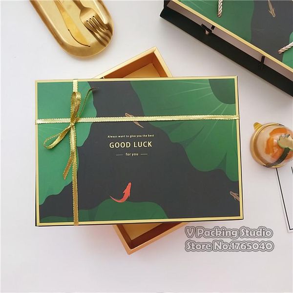 gift wrap 22.5*15.5*5cm green colour gold cake box,biscuit pancake mooncake box, packing boxes 100pcs/lot
gift wrap 22.5*15.5*5cm green colour gold cake box,biscuit pancake mooncake box, packing boxes 100pcs/lot