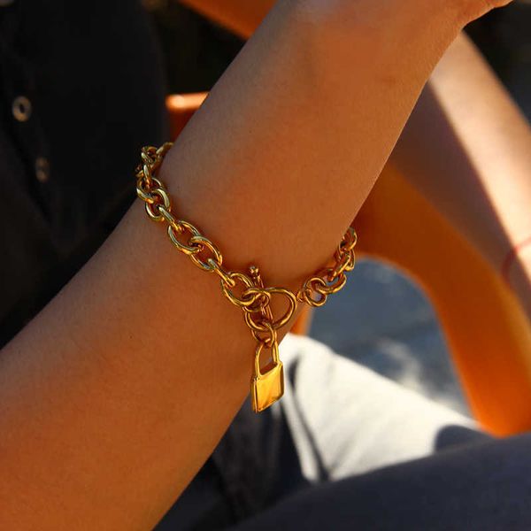 ghidbk women's gold pendant bracelet, statement chain, street style, hollow, simple, fashionable, Golden;silver
ghidbk women's gold pendant bracelet, statement chain, street style, hollow, simple, fashionable, Golden;silver