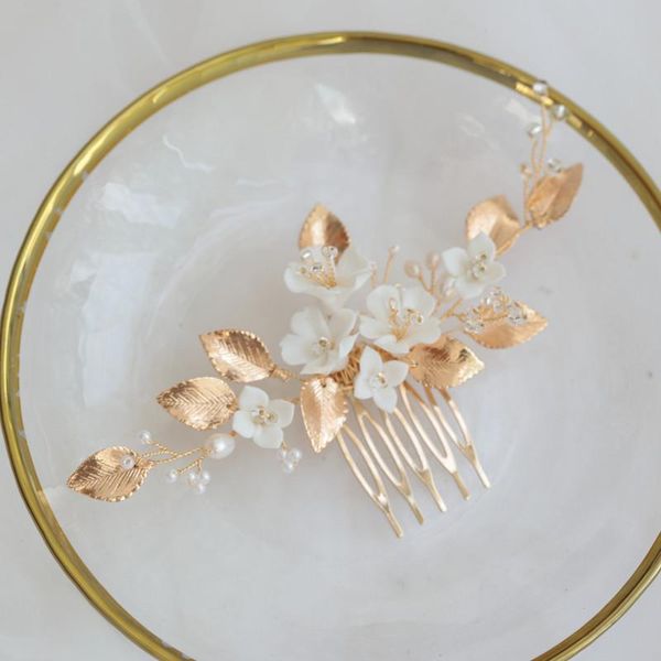 other white ceramic cherry blossom bridal hair comb gold colour leaf hairpin flower wedding accessories, Golden;white
other white ceramic cherry blossom bridal hair comb gold colour leaf hairpin flower wedding accessories, Golden;white