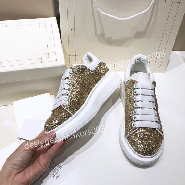 2021 black velvet tail platform shoes triple white rainbow laser yellow blue reflective metallic silver men women sneakers
2021 black velvet tail platform shoes triple white rainbow laser yellow blue reflective metallic silver men women sneakers