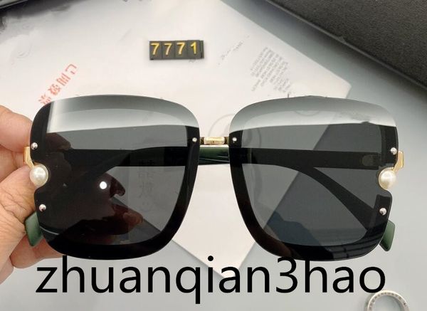2022 summer womens designer sunglasses luxury woman sunglasses adumbral goggle glasses uv400 chighly quality with box, White;black
2022 summer womens designer sunglasses luxury woman sunglasses adumbral goggle glasses uv400 chighly quality with box, White;black