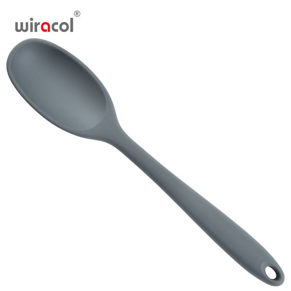 with one silicone spoon all all-in-one handle in to protect the soup shell from sticking
with one silicone spoon all all-in-one handle in to protect the soup shell from sticking