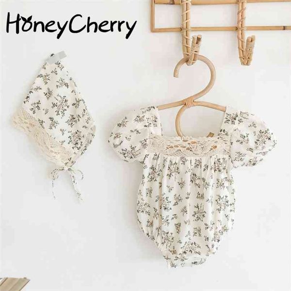 summer baby jumpsuit girl backless floral cotton short-sleeved triangle bodysuits crawling clothes 210702, Blue
summer baby jumpsuit girl backless floral cotton short-sleeved triangle bodysuits crawling clothes 210702, Blue