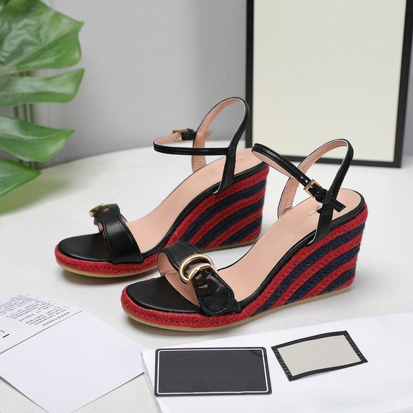 2021 nouvelles chaussures femmes plates-formes coins talons hauts antidérapants marche casual gladiator sandales fty0002, Black
2021 nouvelles chaussures femmes plates-formes coins talons hauts antidérapants marche casual gladiator sandales fty0002, Black